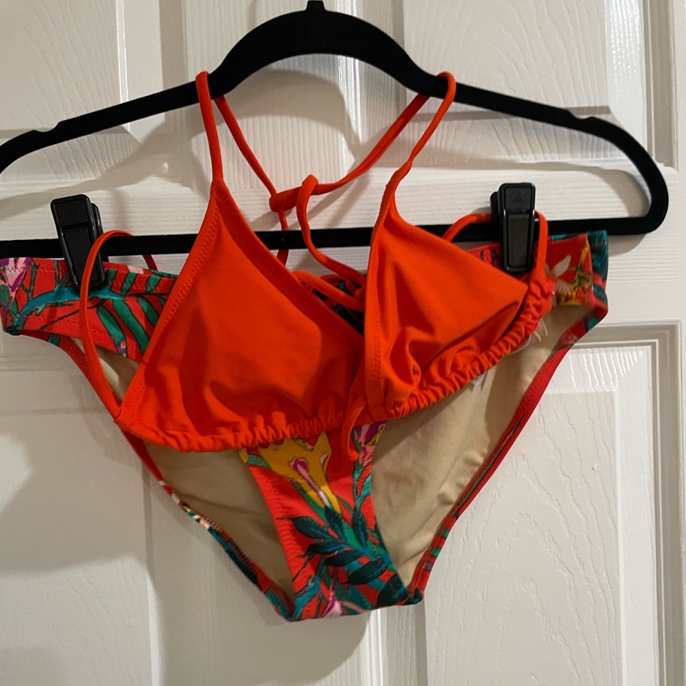 Two-piece Bikini